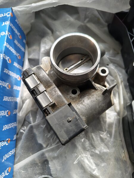 Clapeta acceleratie - Peugeot 307 1.6 16v 3AC - 2003